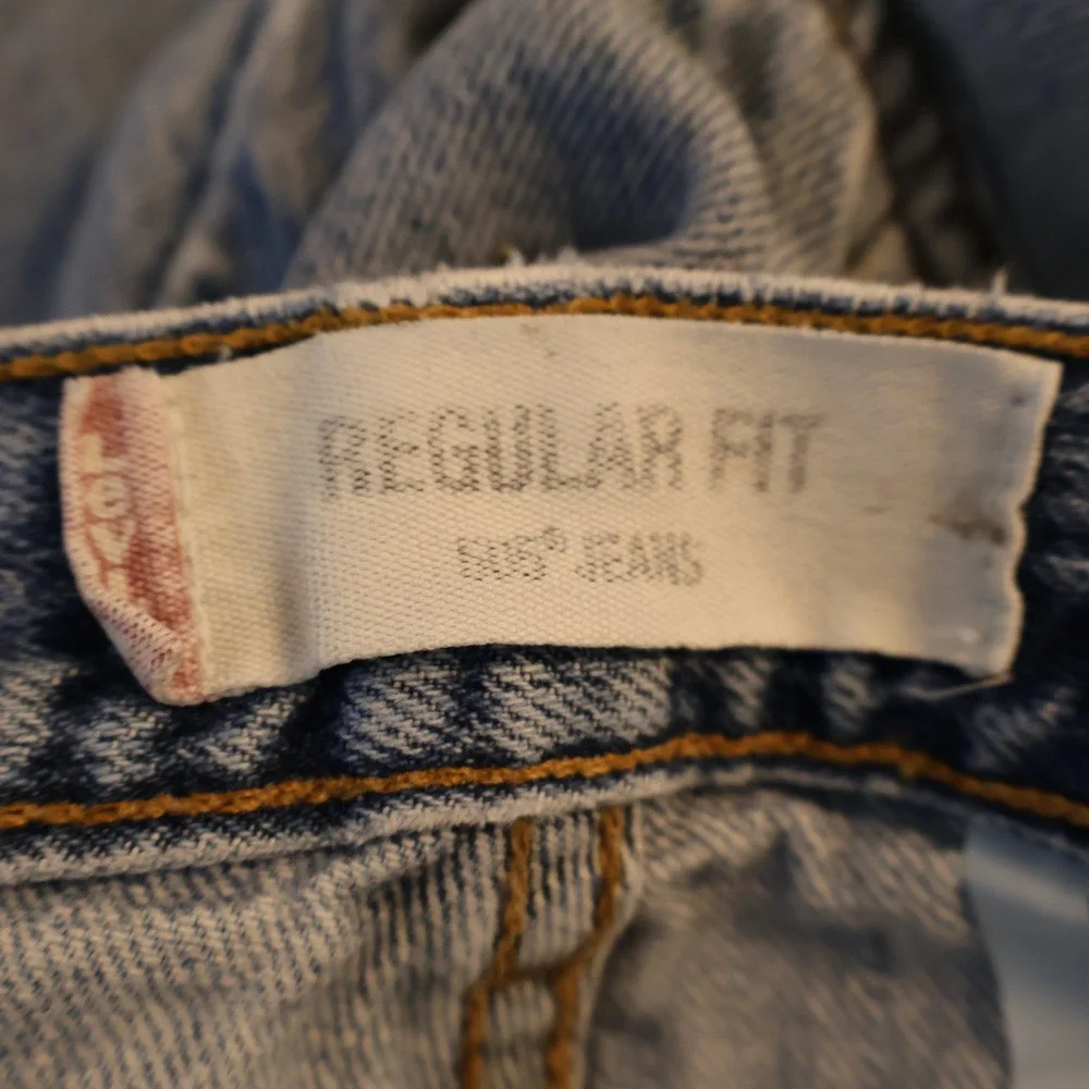 Vintage Levis 505 Regular Fit‎ Jeans 33x34 Grunge Distressed Light Wash Denim